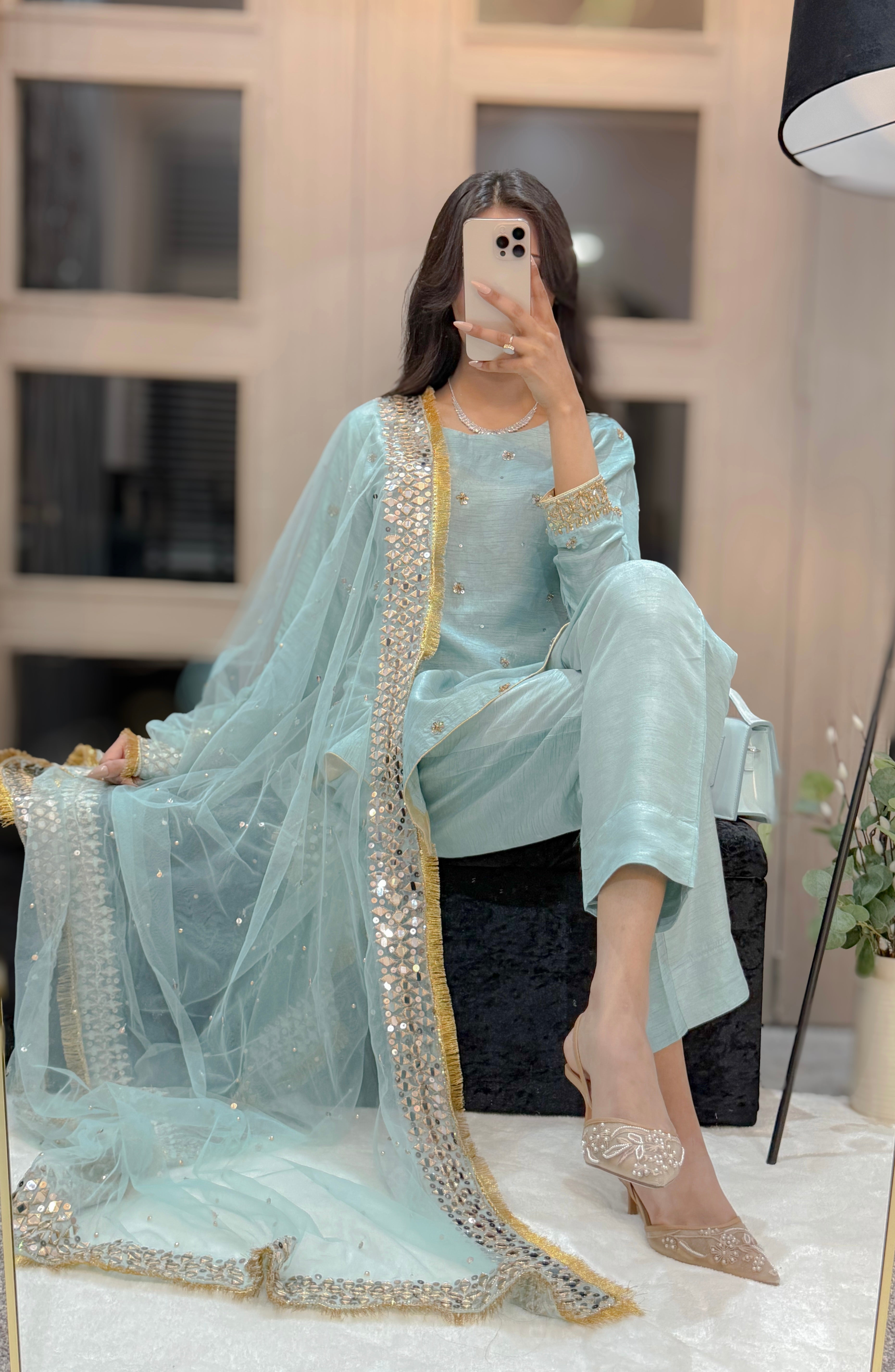 Mannat ~ Pre Order ~ Guaranteed Eid Delivery