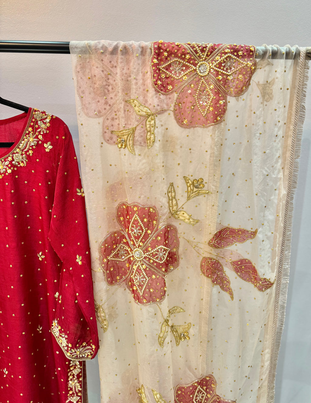 Hafia ~ Pre Order ~ Guaranteed Eid Delivery