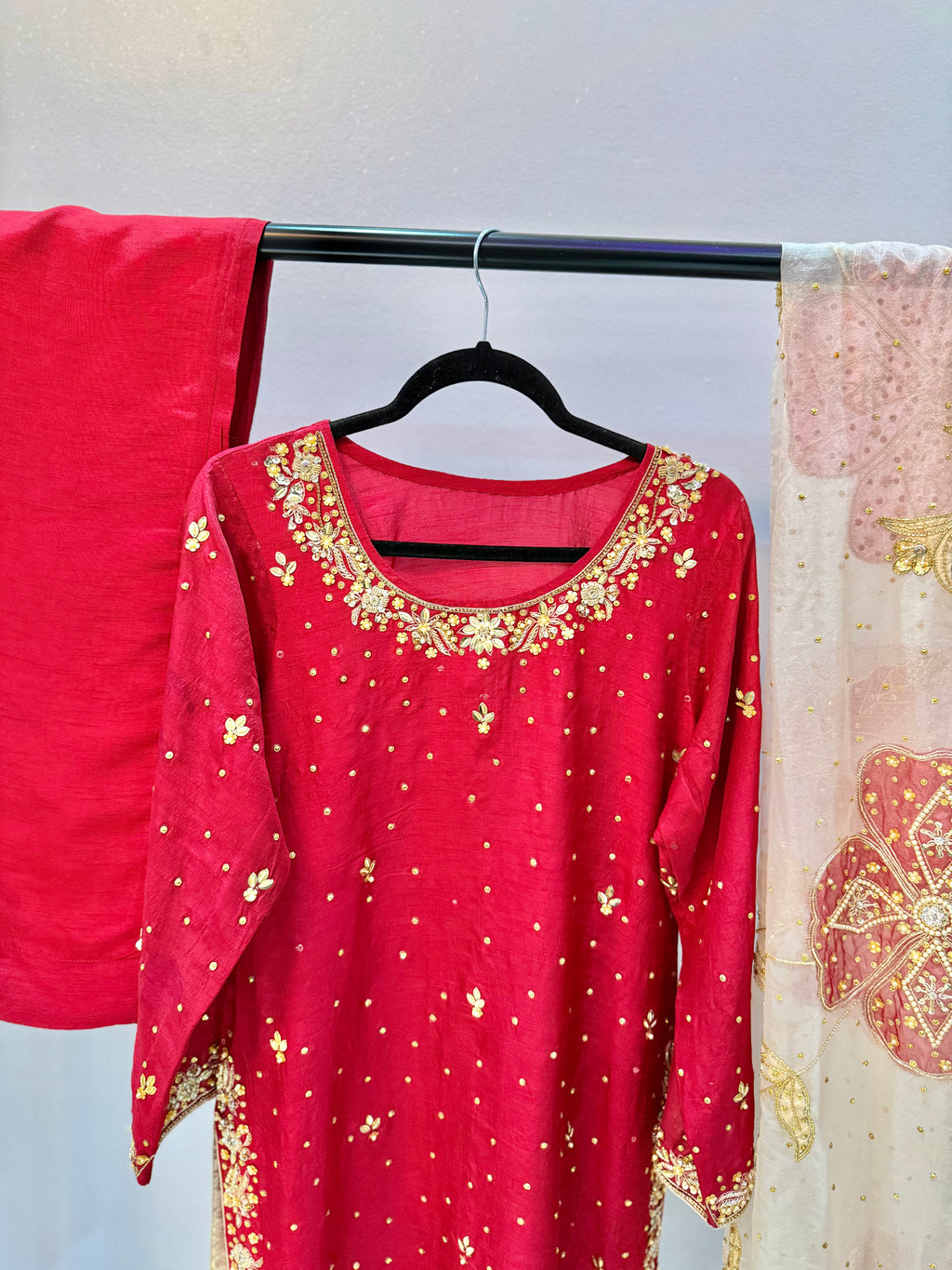 Hafia ~ Pre Order ~ Guaranteed Eid Delivery