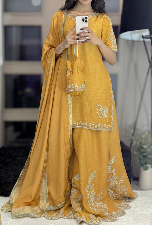 Belle ~ Pre Order ~ Guaranteed Eid Delivery